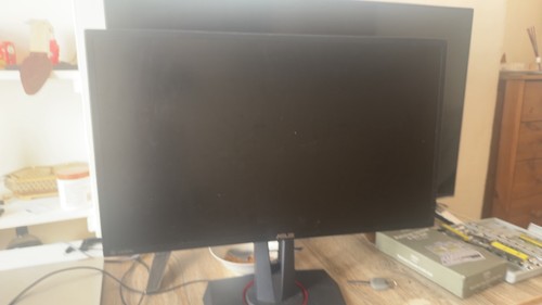 Asus mg248q 144hz 1ms - 24”,