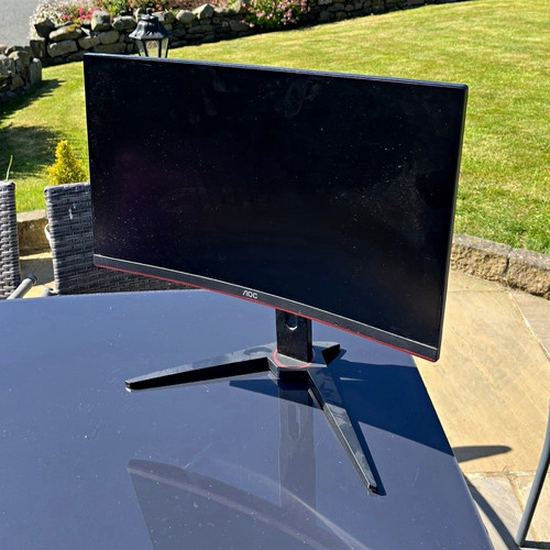 Aoc 27in curved monitor - 27in,